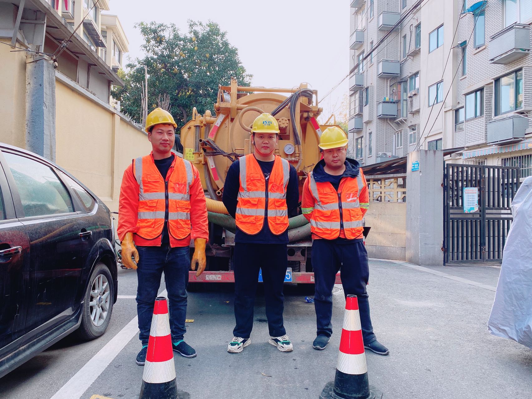 化纤新村南京某小区管道清淤检测施工
