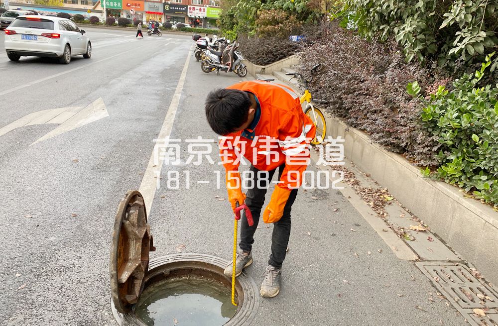 357化纤新村市政管道疏通排查